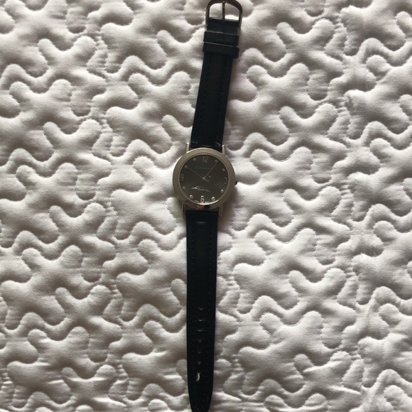 Watch - Picture 2 of 5